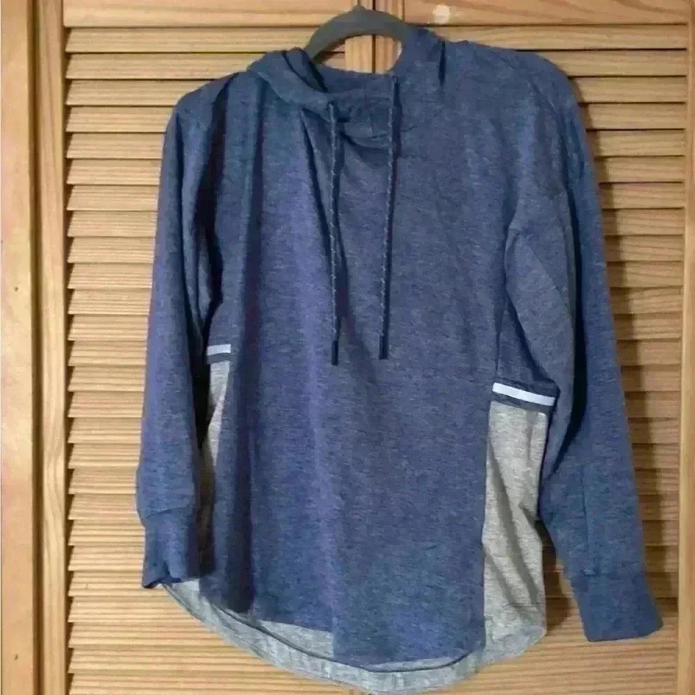 Serene Tangerine Pullover Blue and Gray /heather  Jogging hoodie Size Medium